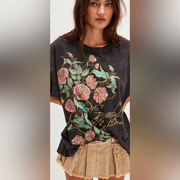 Anthropologie NWT Oversized Grateful Dead Women's Black Graphic Top - Picture 7 of 8